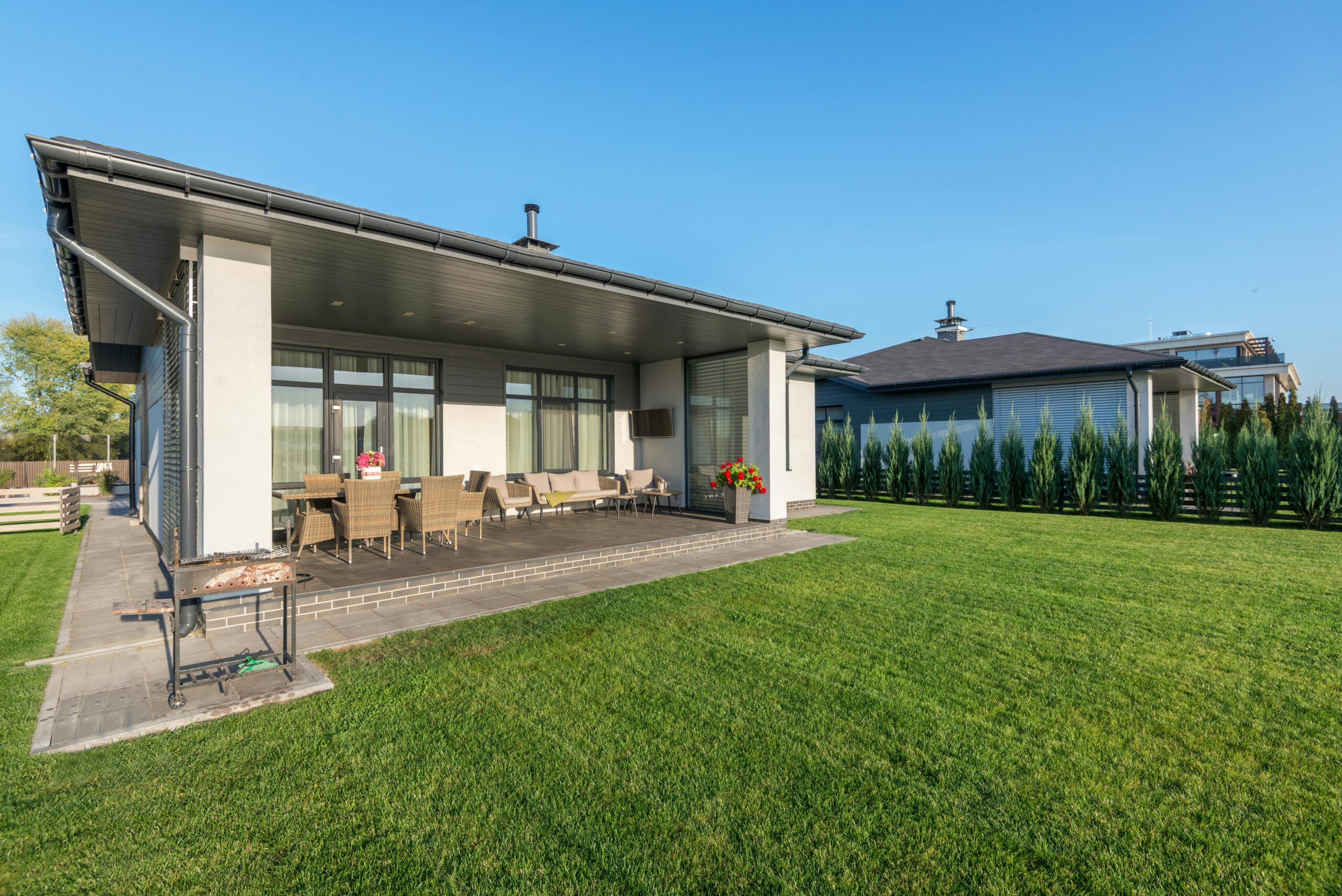 Titelbild zu „Ästhetik im Garten – effektive Maßnahmen für ein schönes Erscheinungsbild“