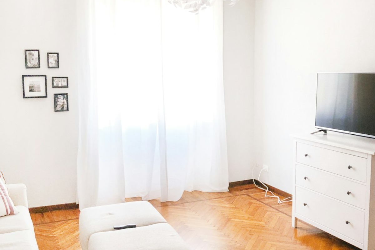 Titelbild zu „Ferienvermietung – Airbnbs und Co. effektiv managen“